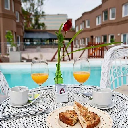 Pro Hotel Pilar  Zewnętrze zdjęcie