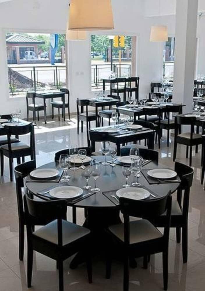 Pro Hotel Pilar  Zewnętrze zdjęcie