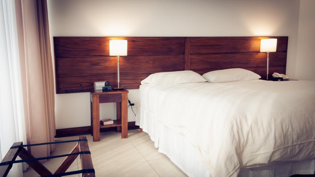 Pro Hotel Pilar  Zewnętrze zdjęcie